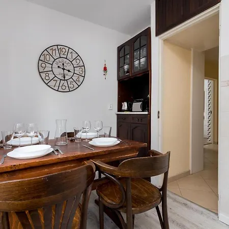 Metro Wilanowska 3-bedroom Apartmán Varšava