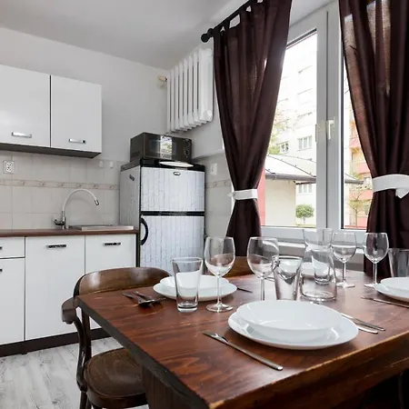 Metro Wilanowska 3-bedroom Lejlighed *