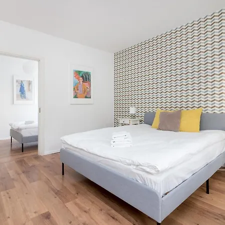 Metro Wilanowska 3-bedroom *