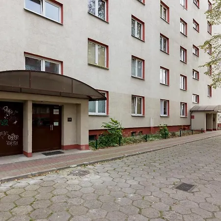 Metro Wilanowska 3-bedroom *